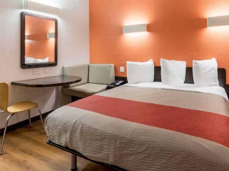 Motel 6 Seguin Tx المظهر الخارجي الصورة