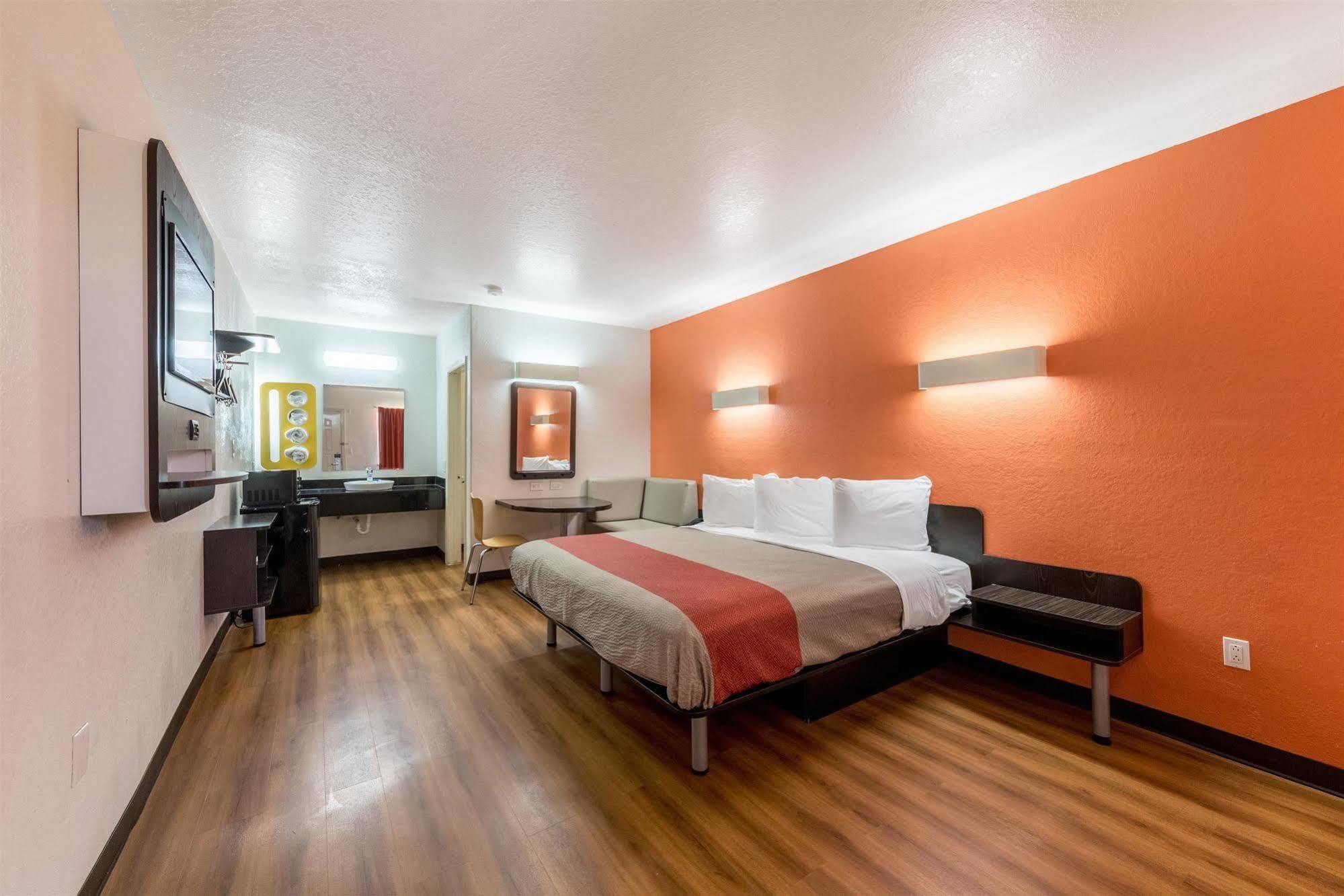 Motel 6 Seguin Tx المظهر الخارجي الصورة