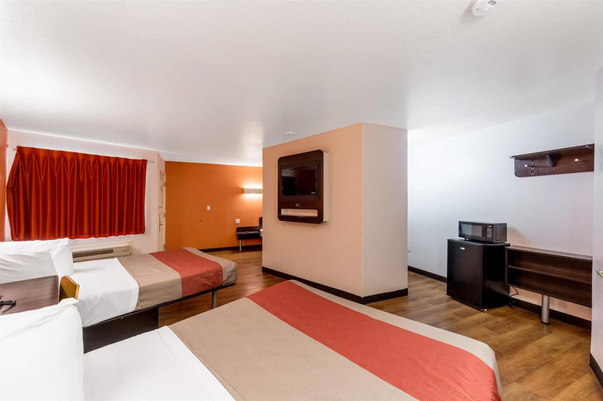 Motel 6 Seguin Tx المظهر الخارجي الصورة